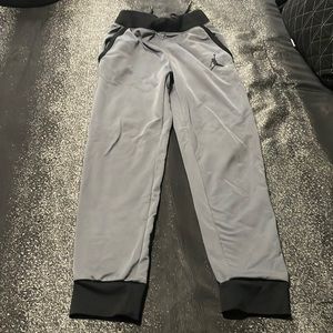 Jordan jogger pants size m boys